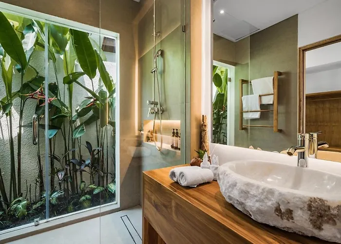 Jungle - 5br Luxury With Private Gym Enjoy Forest * ウブド