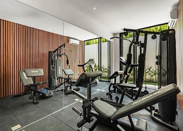 Jungle - 5br Luxury With Private Gym Enjoy Forest ウブド